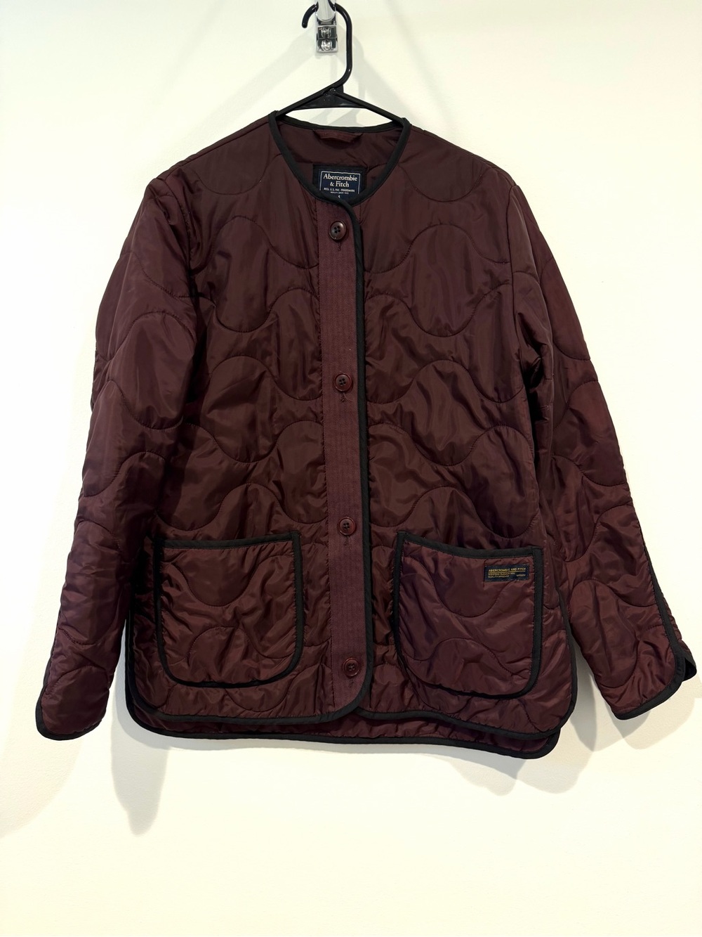 Abercrombie & Fitch Burgundy Maroon Quilted Button-Up Women's Collarless Jacket